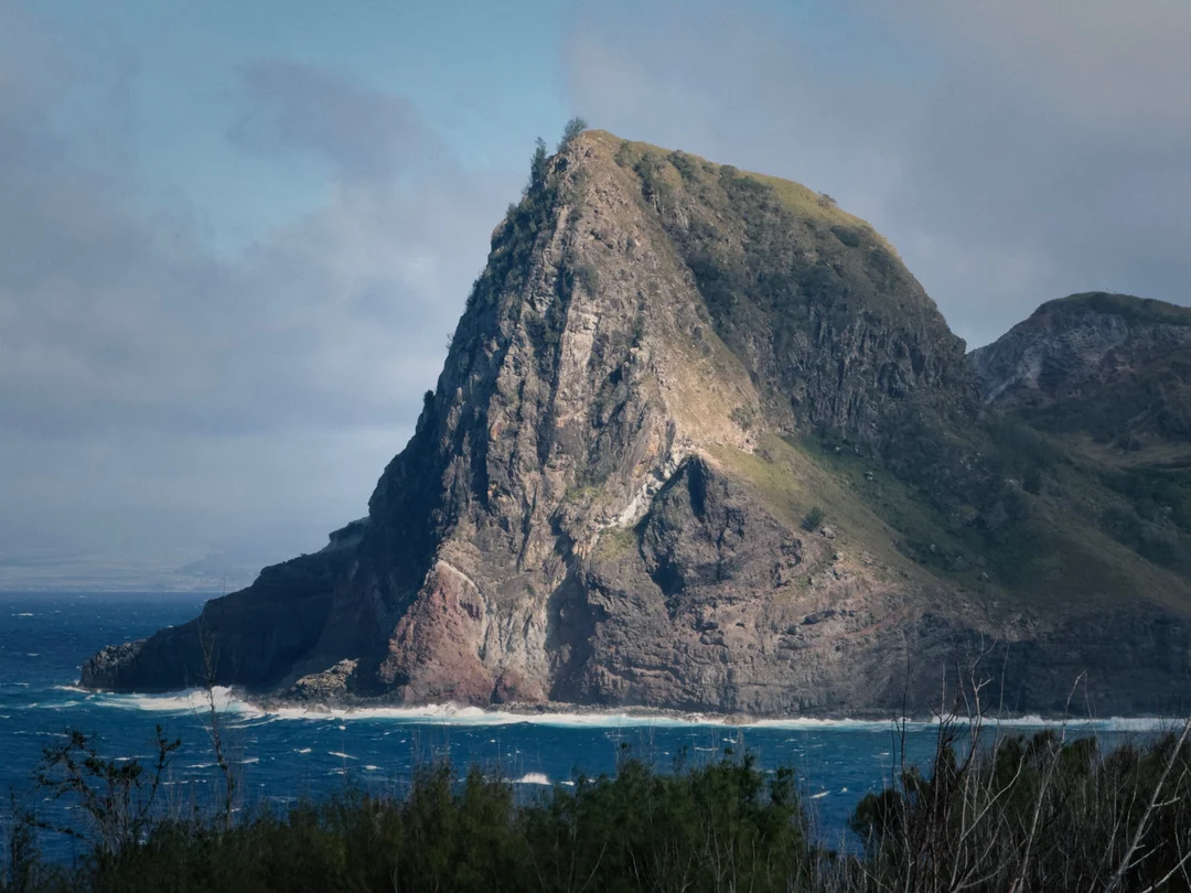 View from Nākālele